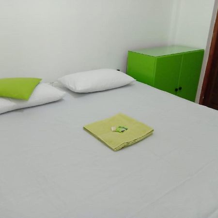 Kandy Walkers Hostel Tennekumbura エクステリア 写真