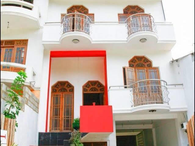 Kandy Walkers Hostel Tennekumbura エクステリア 写真