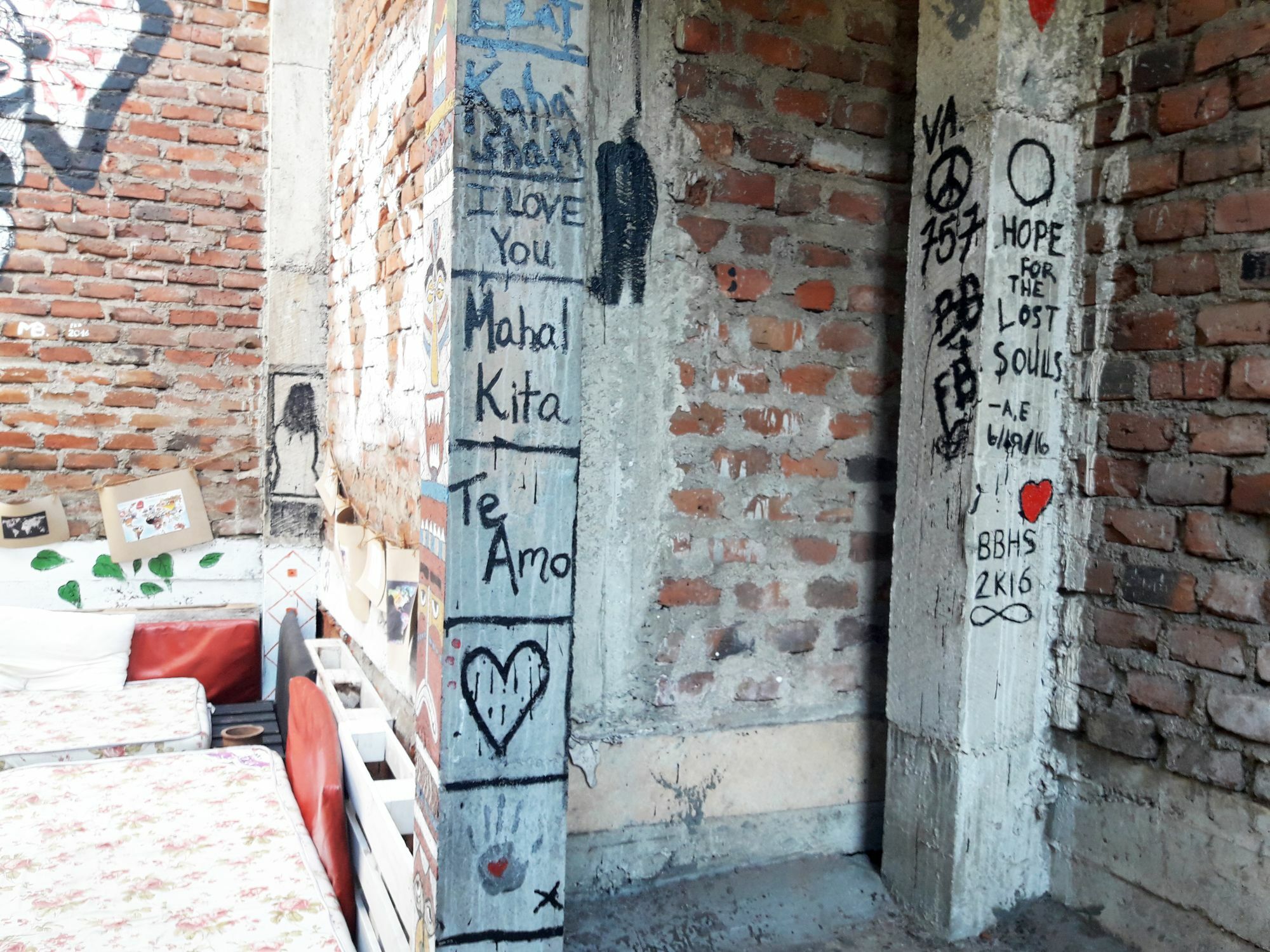 Kandy Walkers Hostel Tennekumbura エクステリア 写真
