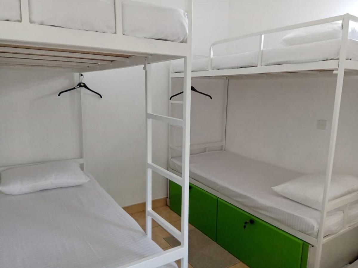 Kandy Walkers Hostel Tennekumbura エクステリア 写真