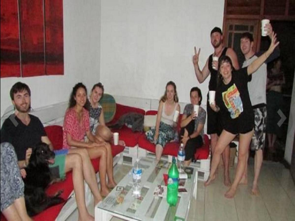 Kandy Walkers Hostel Tennekumbura エクステリア 写真